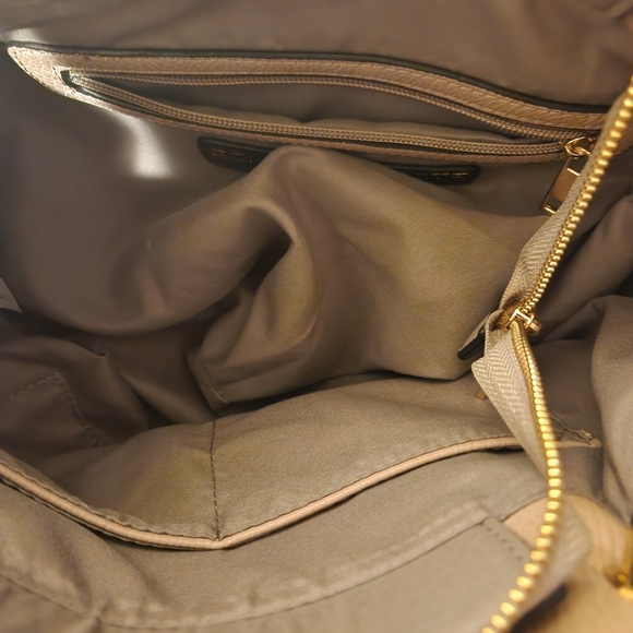 Sondra Roberts Squared Mesh Detail Handbag - Picture 4 of 6